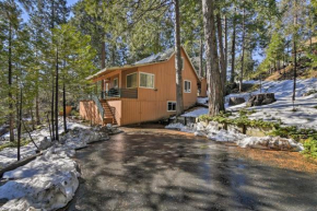 Cozy Mi-Wuk Village Cabin with Porch Near Stanislaus!